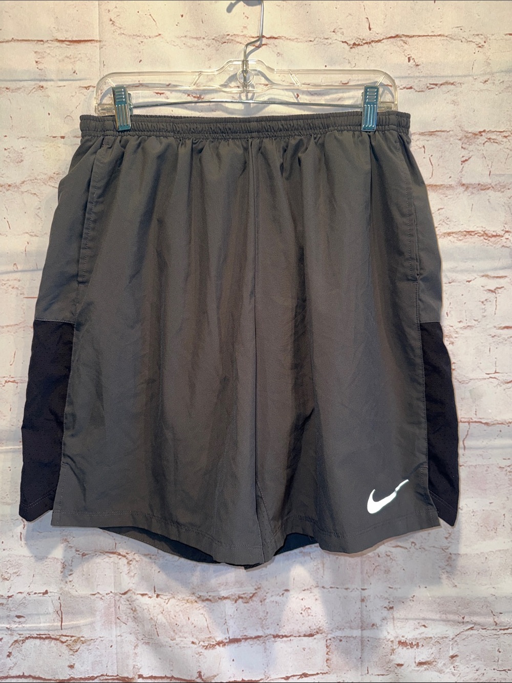 Nike Men's Gray Athletic Shorts Black Side Panels White Swoosh Dri fit pockets